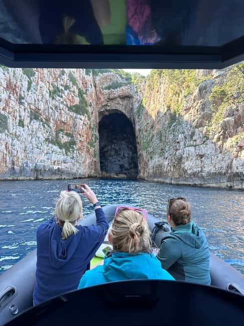 Vlore: Sazan Island & Haxhi Ali Cave Speedboat Guided Tour - Olympia Tiki Bar meet-up: get oriented fast