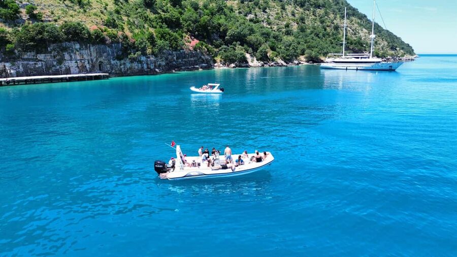 Vlore: Speedboat Adventure Sazan Island & Haxhi Ali Cave - Speedboat Energy From Vlora Boat Trip 3 Fiori