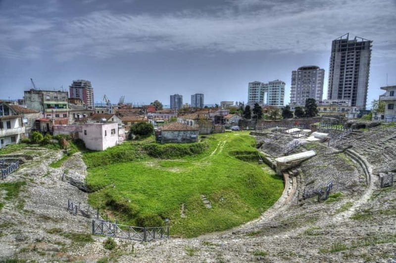 Walking tour Durrës - A 1-hour route that makes Durres feel readable